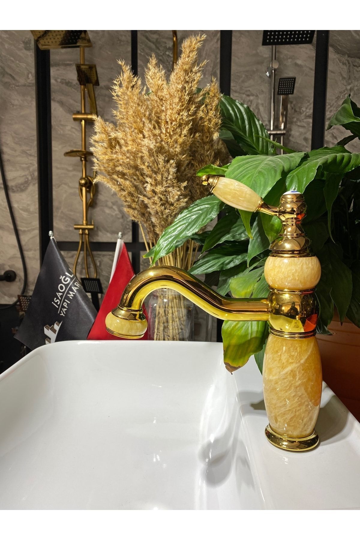 Gold Lavabo Bataryası Mermer Tasarımlı Altın Lavabo Musluğu