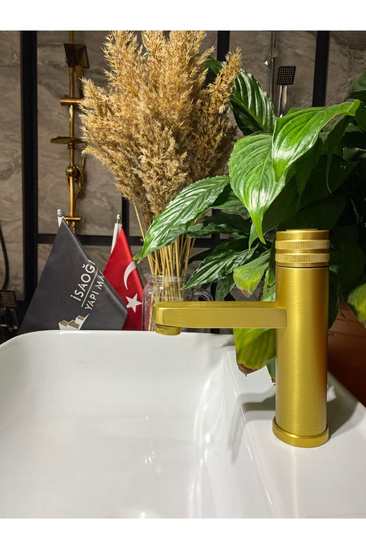 Mat Gold Lavabo Bataryası Dokunmatik Tasarım Mat Altın Lavabo Musluğu Fırçalanmış Altın Renk